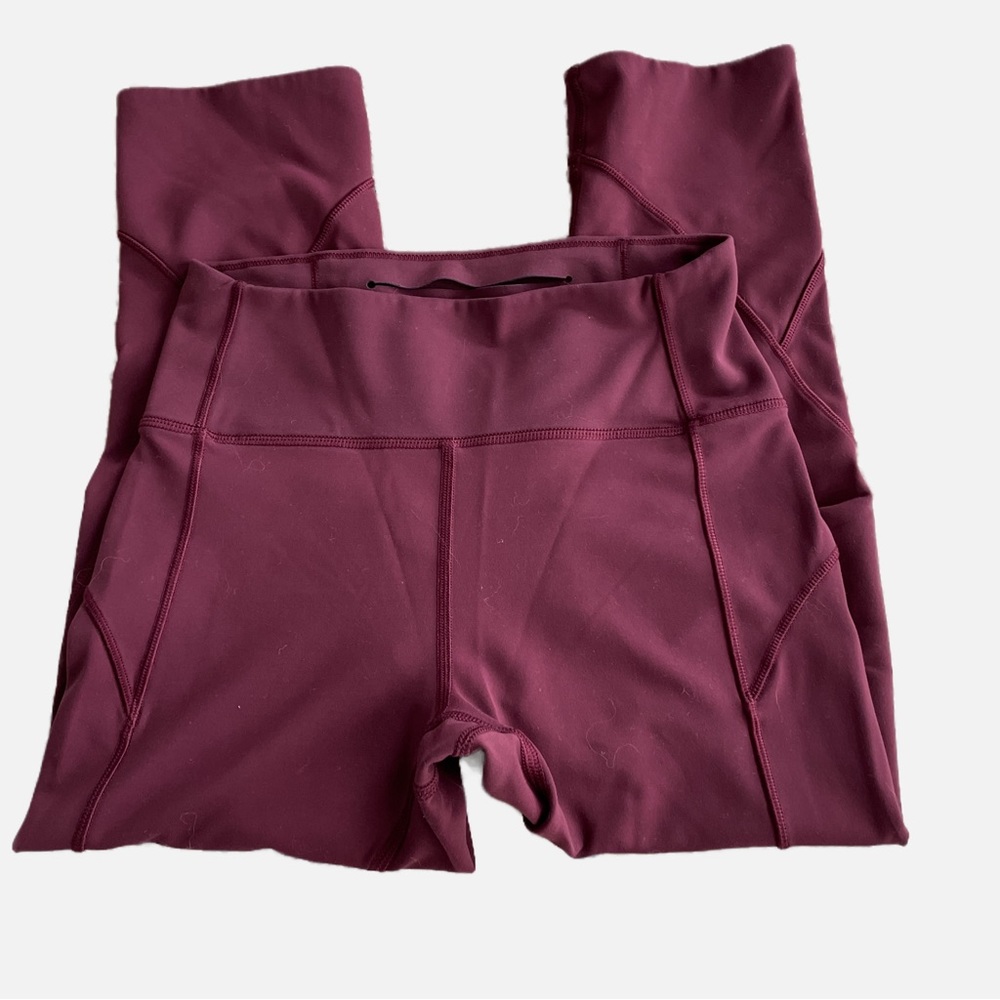 Lululemon crop leggings size 4